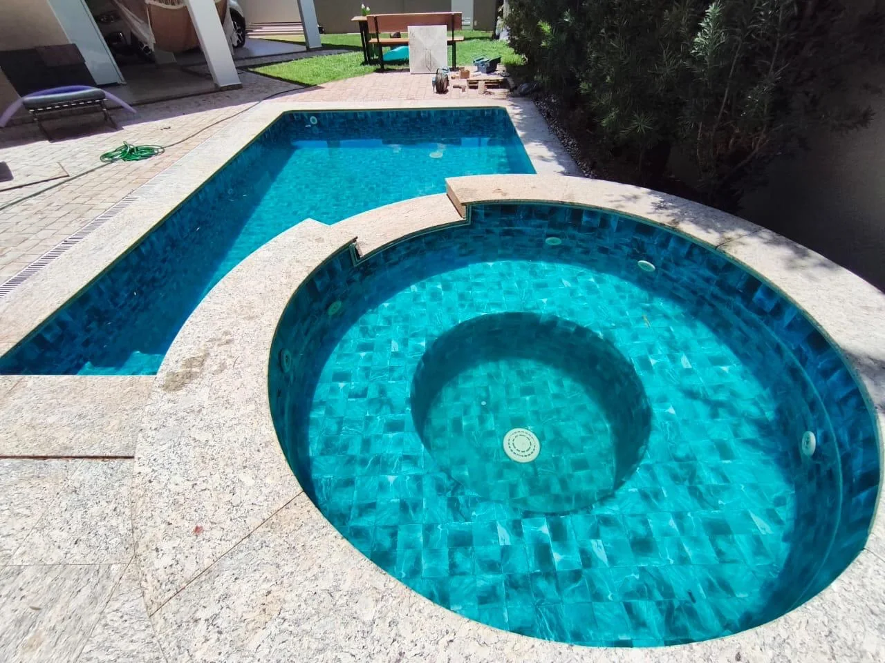 Piscina e spa finalizados